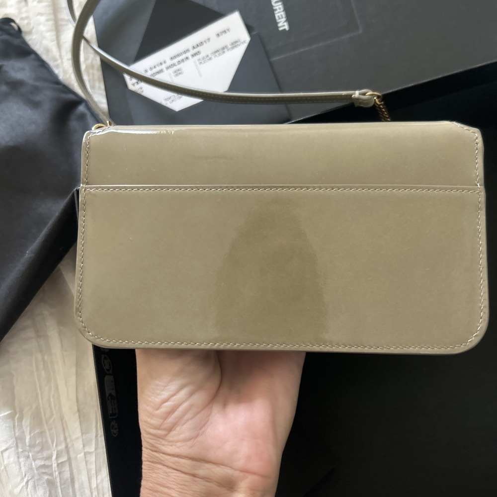 SAINT LAURENT YSL Cassandre $830 Soft Sage Patent Leather Phone Holder NEW - Picture 5 of 10